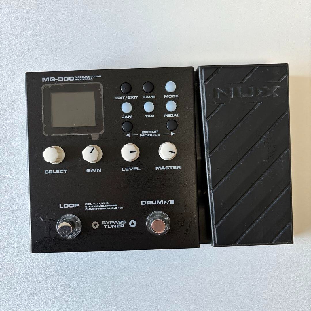 NUX MG300 Guitar Modelling Processor Multi Effects Pedal